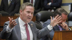 Trump Appoints India Caucus Co-Chair, China Hawk, Mike Waltz As NSA